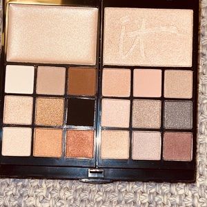 It Cosmetics All in One Face/Eye Palette